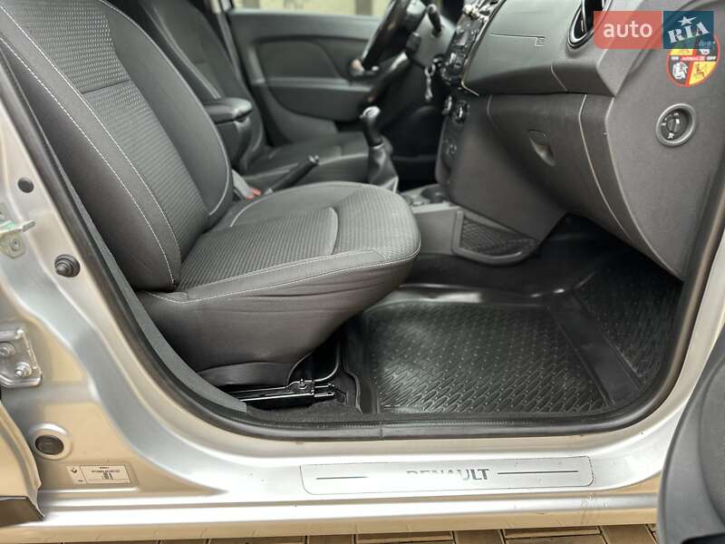 Седан Renault Logan 2018 в Одессе