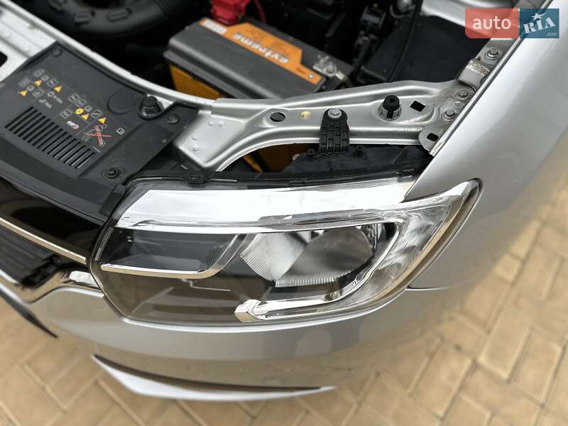 Седан Renault Logan 2018 в Одессе