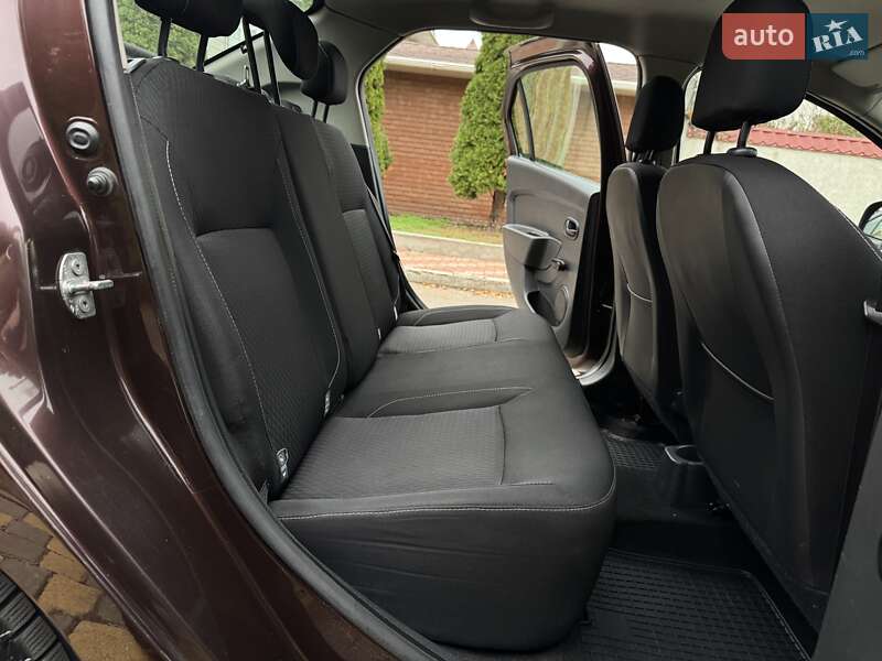 Седан Renault Logan 2017 в Одесі фото 55 Седан Renault Logan 2017 в Одесі