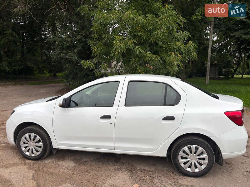 Седан Renault Logan 2013 в Львове фото 2 Седан Renault Logan 2013 в Львове