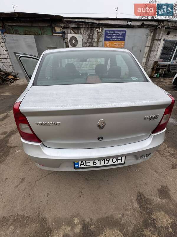 Седан Renault Logan 2009 в Дніпрі