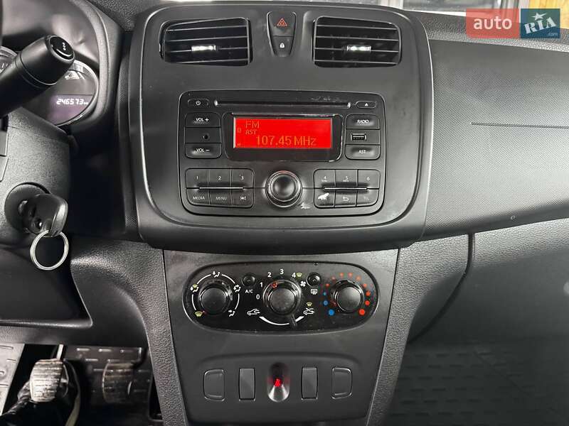 Седан Renault Logan 2015 в Виннице фото 21 Седан Renault Logan 2015 в Виннице