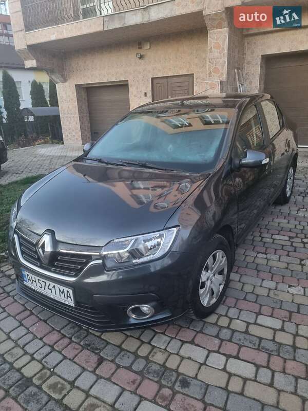 Седан Renault Logan 2019 в Черновцах