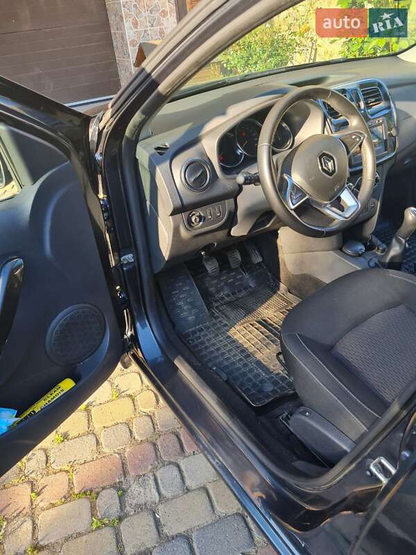 Седан Renault Logan 2019 в Черновцах