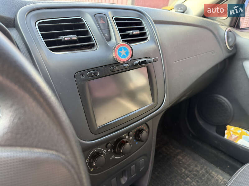 Седан Renault Logan 2013 в Гайсине фото 3 Седан Renault Logan 2013 в Гайсине