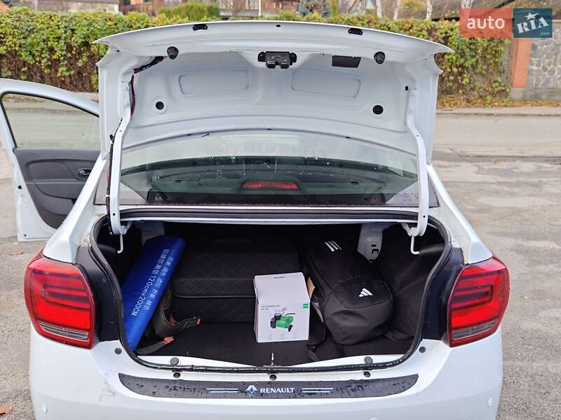 Седан Renault Logan 2021 в Києві