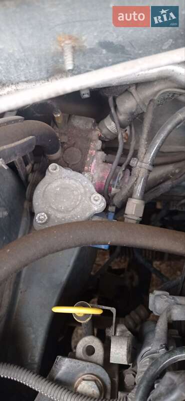 Седан Renault Logan 2011 в Шпикові