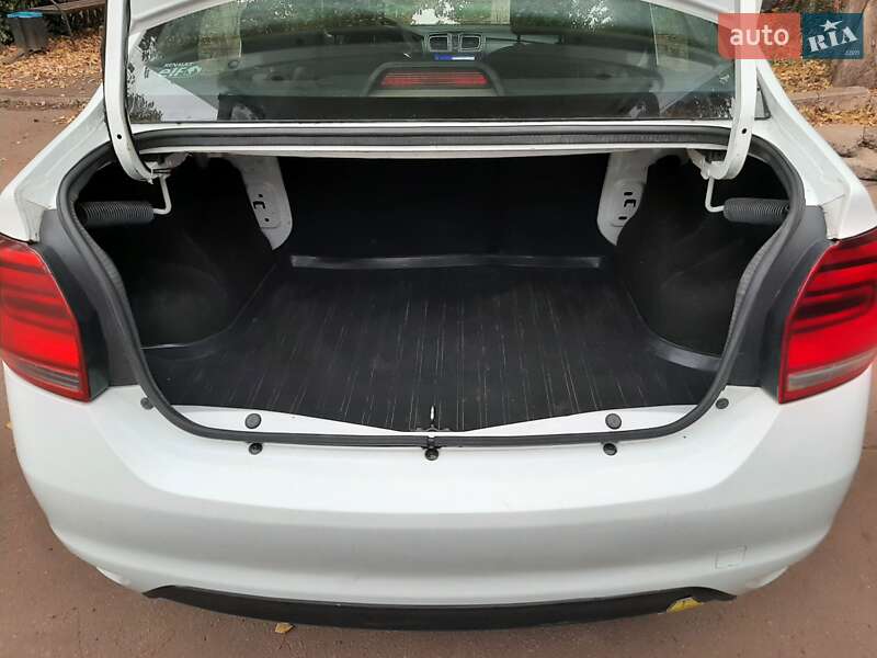 Седан Renault Logan 2019 в Кривом Роге фото 9 Седан Renault Logan 2019 в Кривом Роге