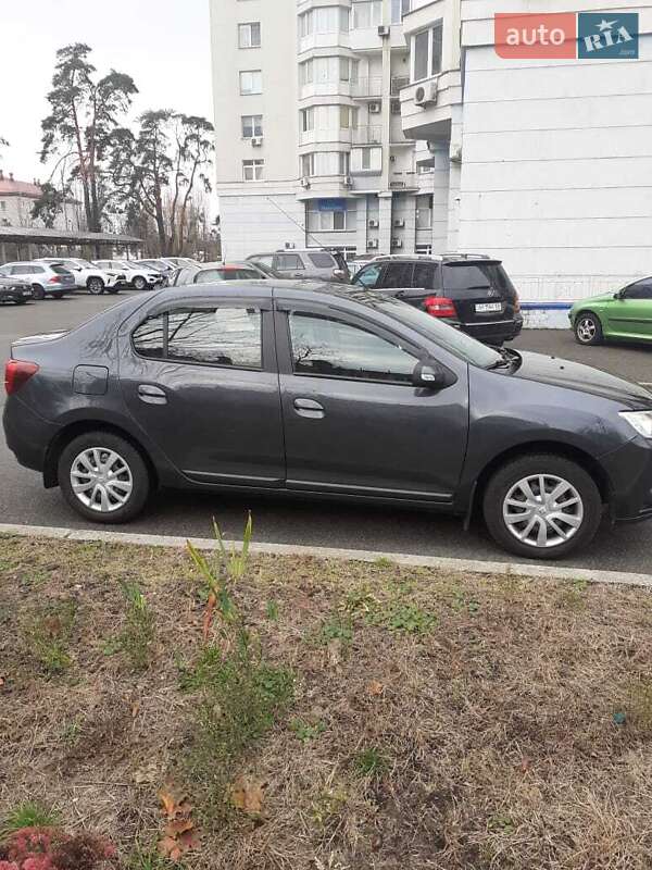 Седан Renault Logan 2019 в Киеве