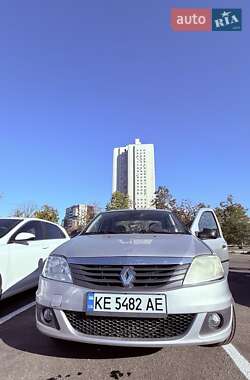 Седан Renault Logan 2010 в Днепре