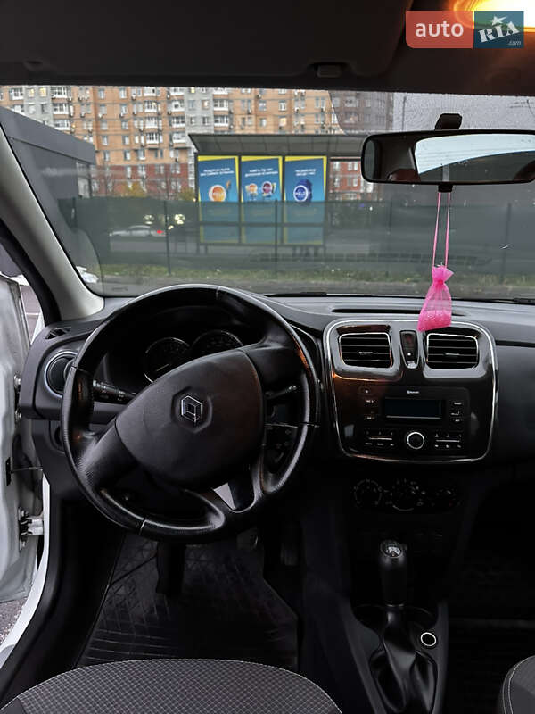 Седан Renault Logan 2016 в Киеве фото 11 Седан Renault Logan 2016 в Киеве