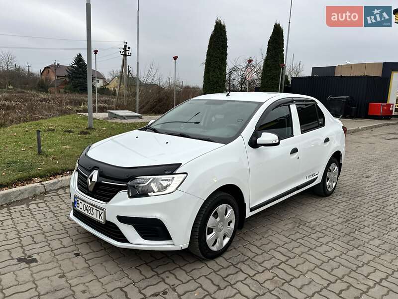 Седан Renault Logan 2017 в Львове