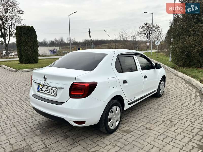 Седан Renault Logan 2017 в Львове