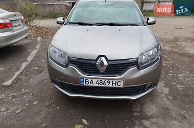 Седан Renault Logan 2015 в Гайвороне