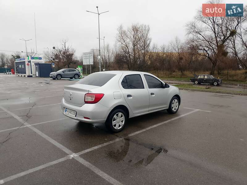 Седан Renault Logan 2016 в Киеве фото 28 Седан Renault Logan 2016 в Киеве