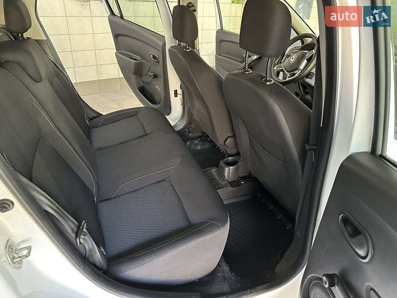 Універсал Renault Logan 2019 в Умані фото 21 Універсал Renault Logan 2019 в Умані