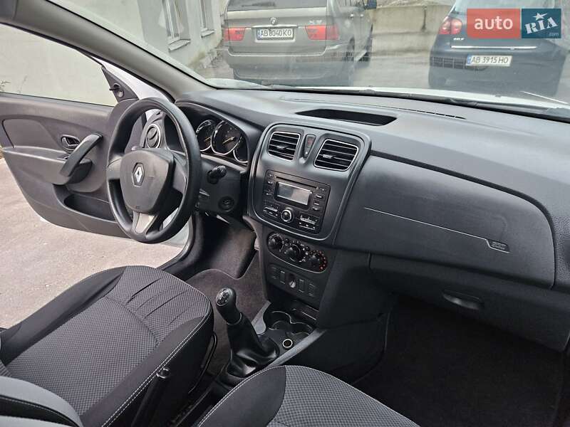 Універсал Renault Logan 2015 в Вінниці фото 48 Універсал Renault Logan 2015 в Вінниці