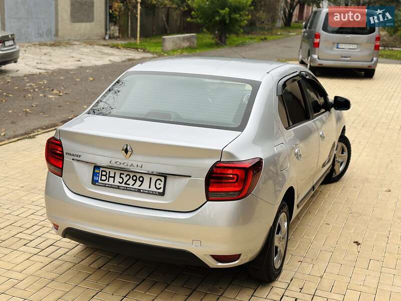 Седан Renault Logan 2018 в Одессе