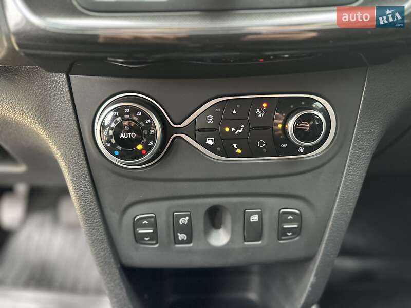 Седан Renault Logan 2018 в Одессе