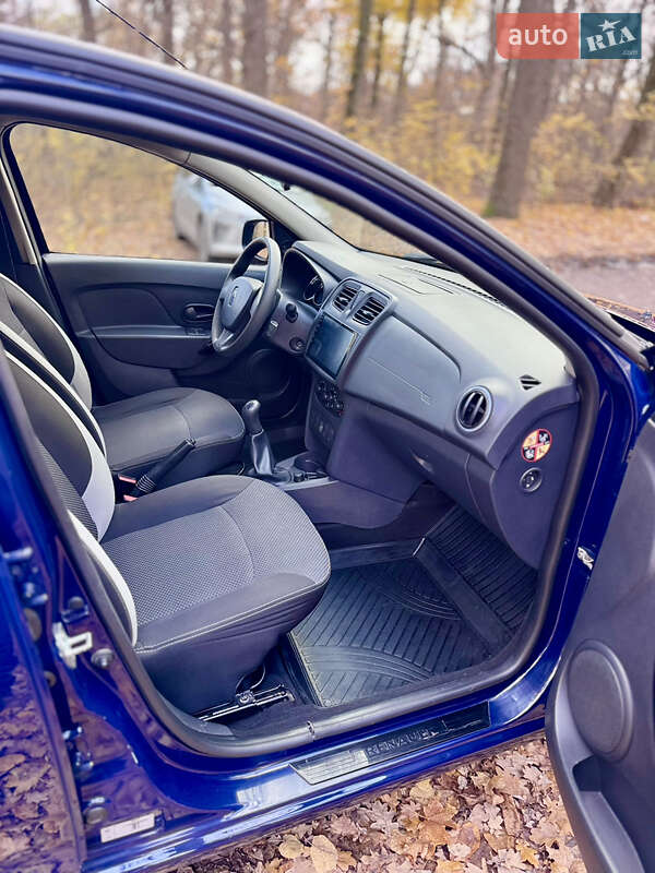 Седан Renault Logan 2014 в Харькове