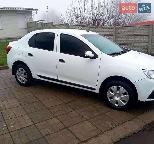 Седан Renault Logan 2017 в Каменском