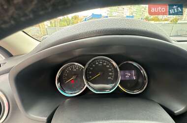 Седан Renault Logan 2015 в Черновцах