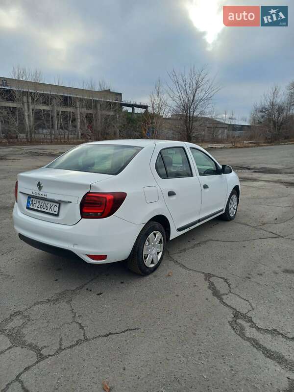 Седан Renault Logan 2017 в Днепре