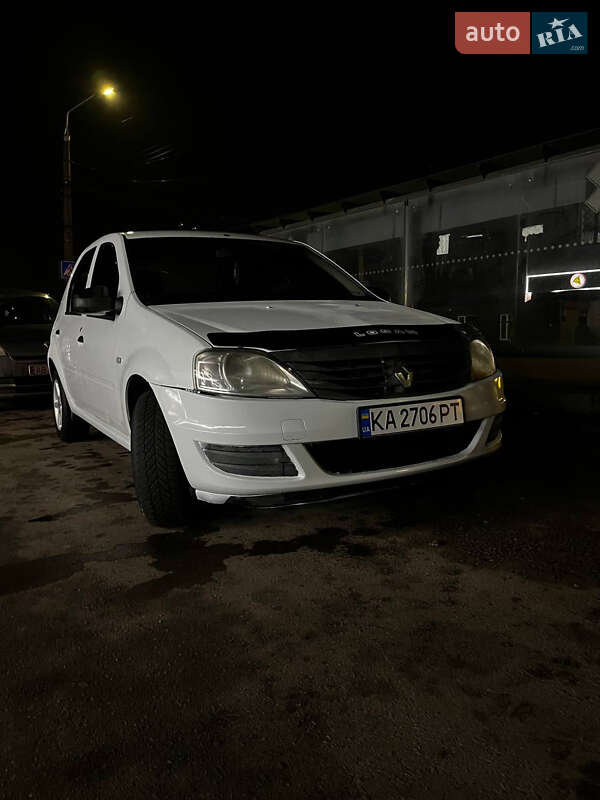 Седан Renault Logan 2012 в Житомире