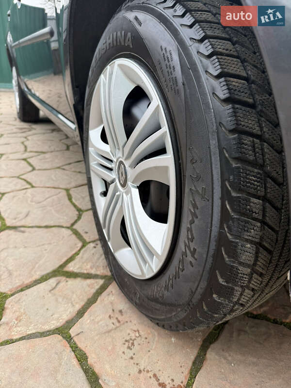 Седан Renault Logan 2012 в Виннице фото 21 Седан Renault Logan 2012 в Виннице