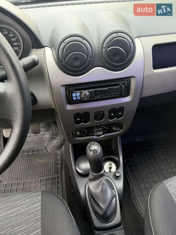 Седан Renault Logan 2012 в Виннице фото 47 Седан Renault Logan 2012 в Виннице