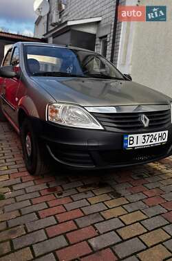 Седан Renault Logan 2011 в Житомире