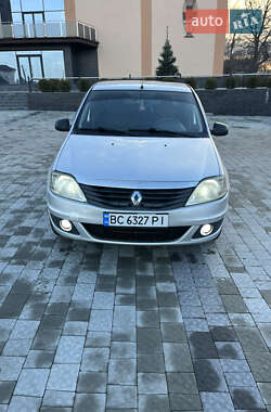 Седан Renault Logan 2010 в Львові
