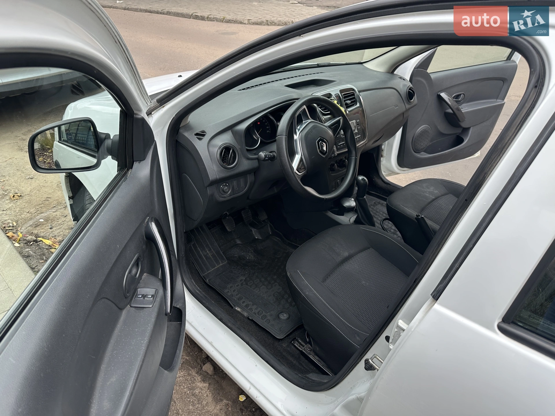 2019 Renault Logan - мініатюра 5