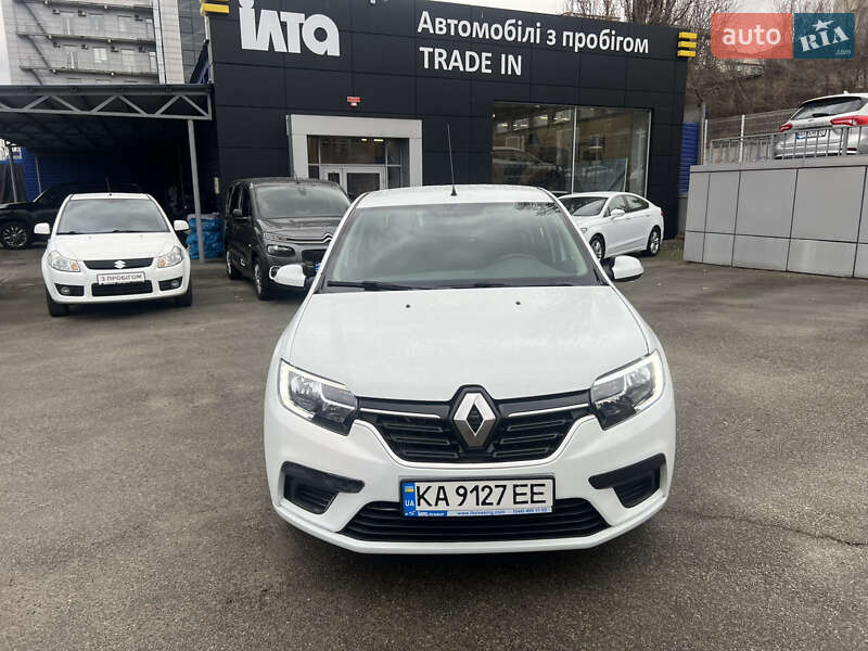 Renault Logan 2021