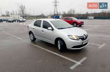 Седан Renault Logan 2016 в Киеве