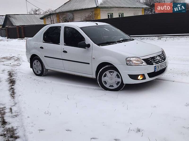 2012 Renault Logan, VIN VF1LSRJKF47826474:plate — фото 1 (autoria)
