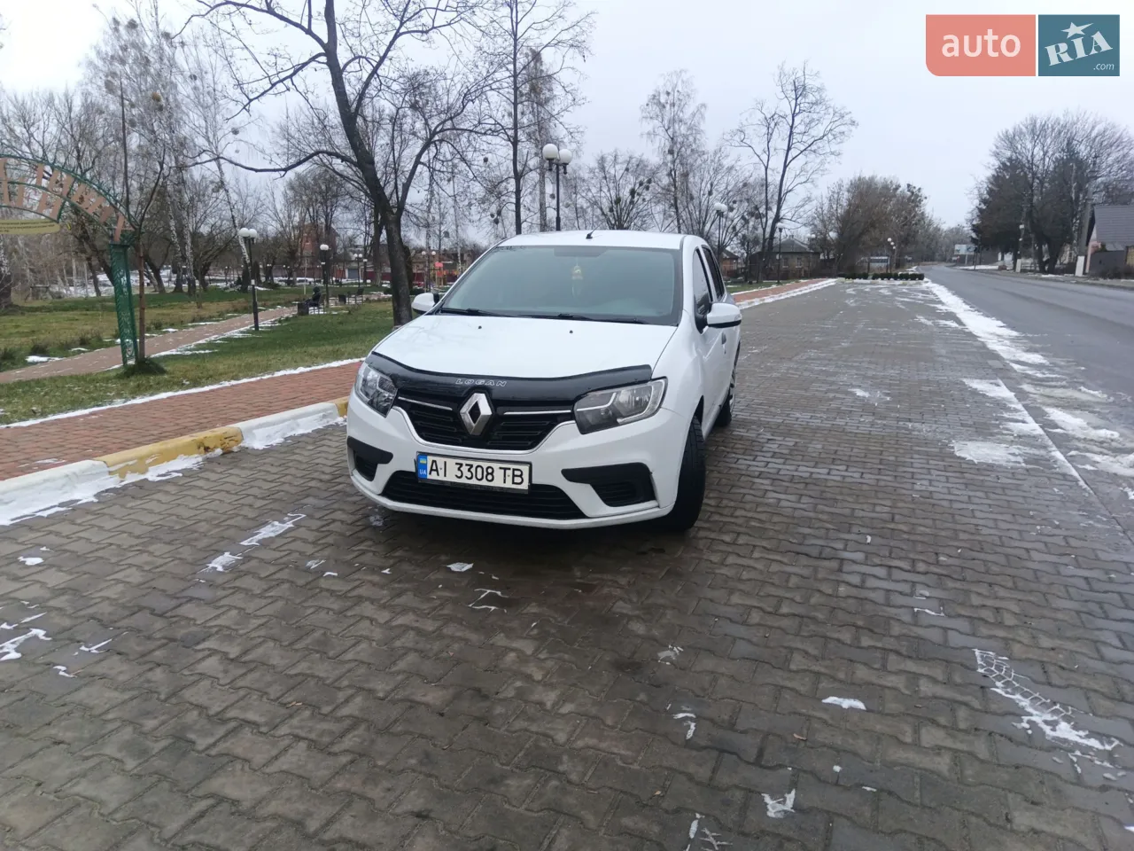 2017 Renault Logan - мініатюра 23