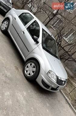 Седан Renault Logan 2010 в Днепре