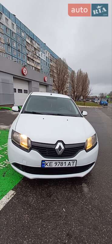 Седан Renault Logan 2016 в Днепре