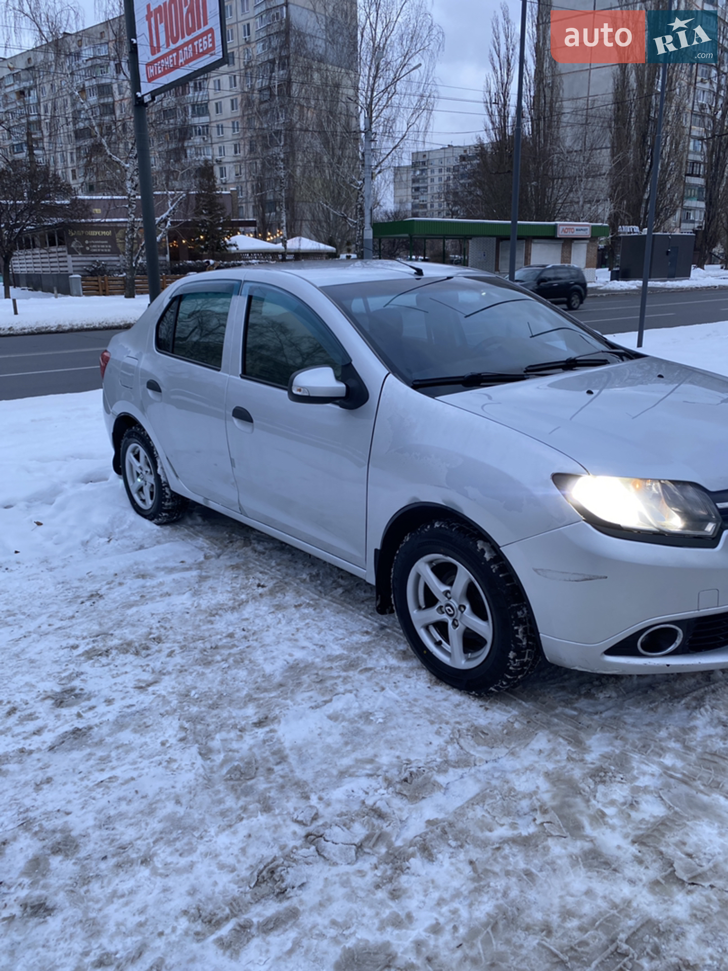 2013 Renault Logan - мініатюра 6