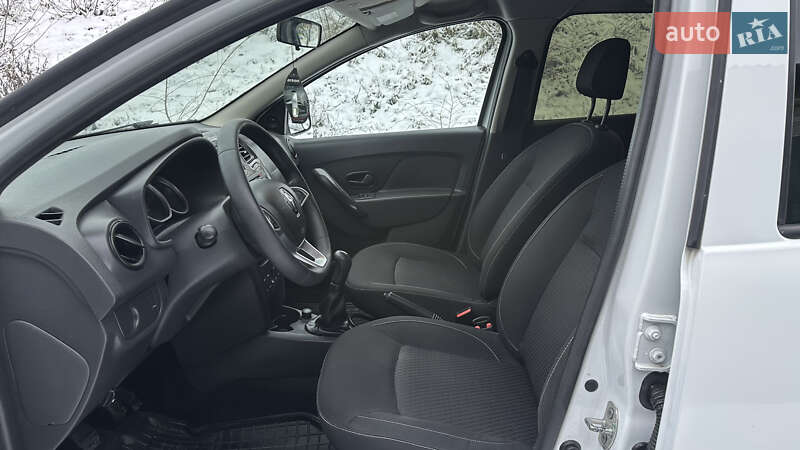 Универсал Renault Logan 2017 в Желтых Водах