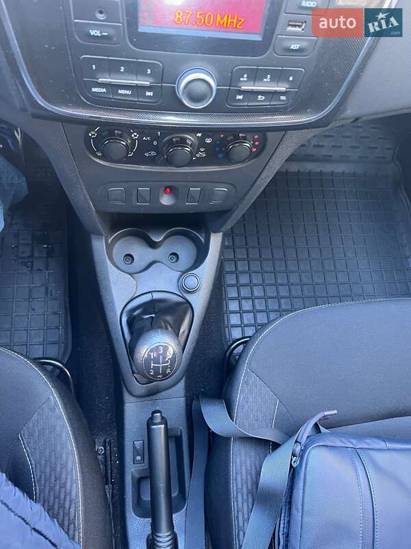 Седан Renault Logan 2021 в Одессе