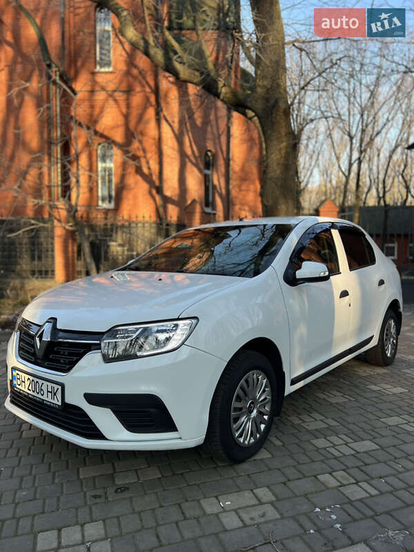 Седан Renault Logan 2017 в Одессе