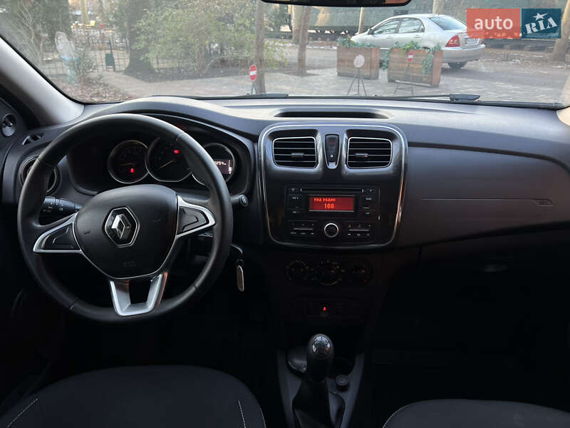 Седан Renault Logan 2017 в Одессе