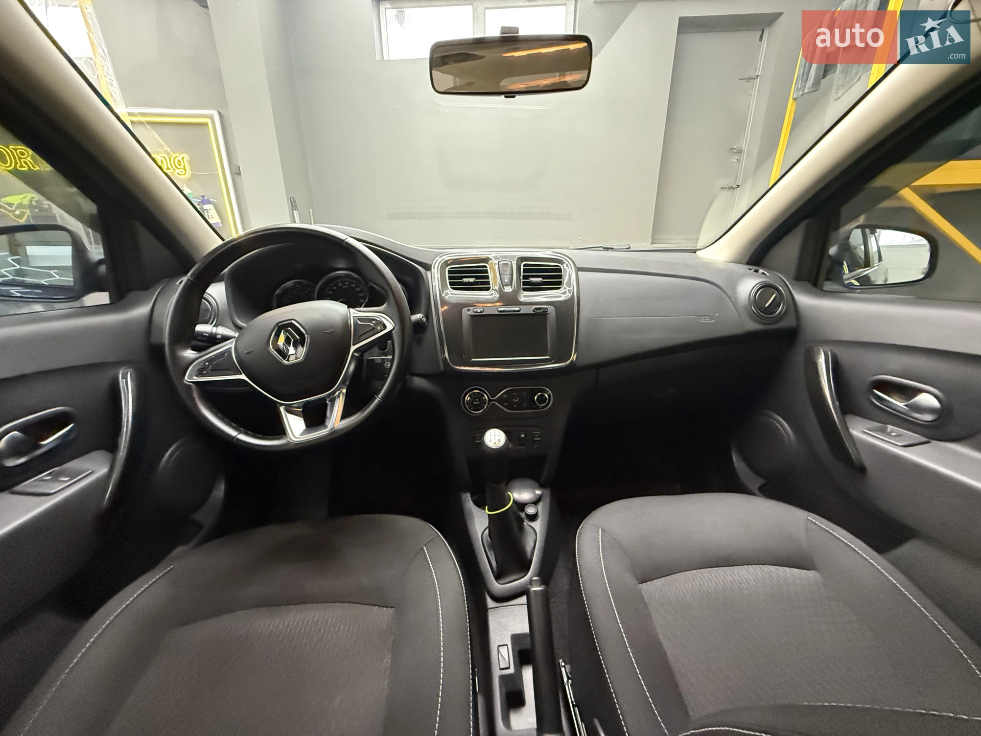 2019 Renault Logan - мініатюра 11