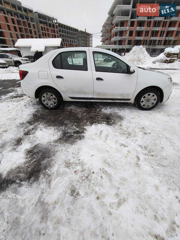 Седан Renault Logan 2017 в Львове