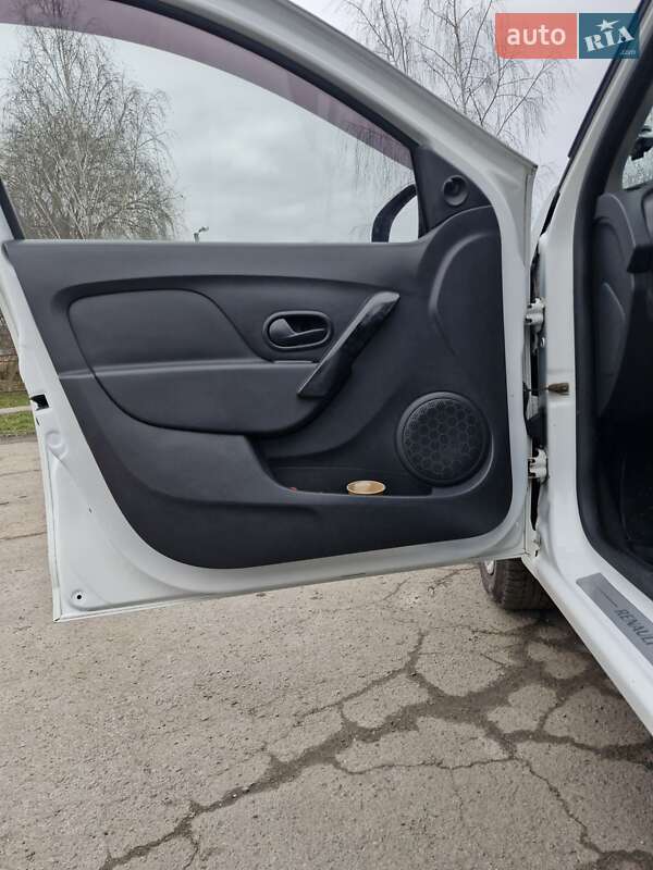 Седан Renault Logan 2013 в Хмельницком