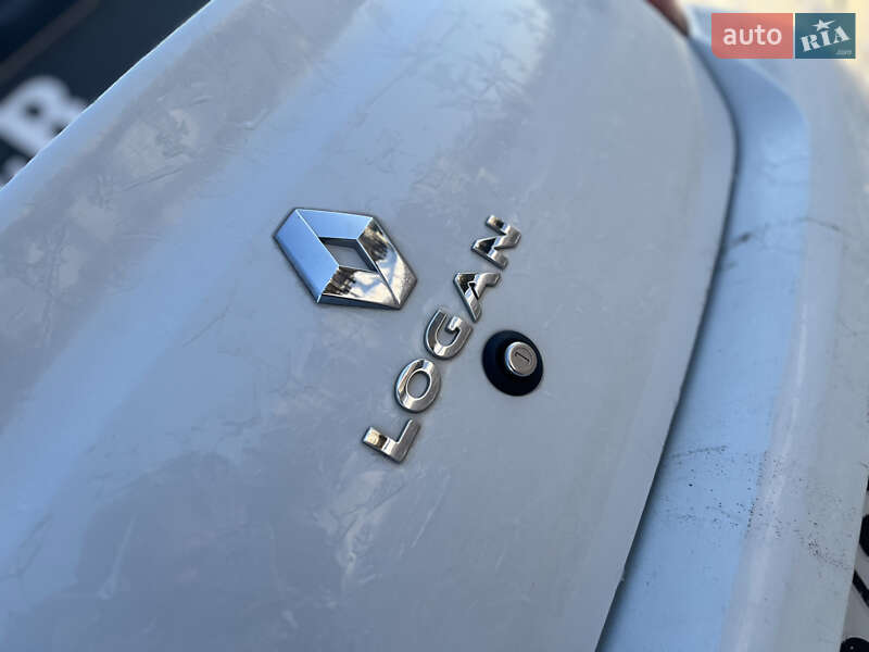 Седан Renault Logan 2016 в Дрогобыче фото 26 Седан Renault Logan 2016 в Дрогобыче