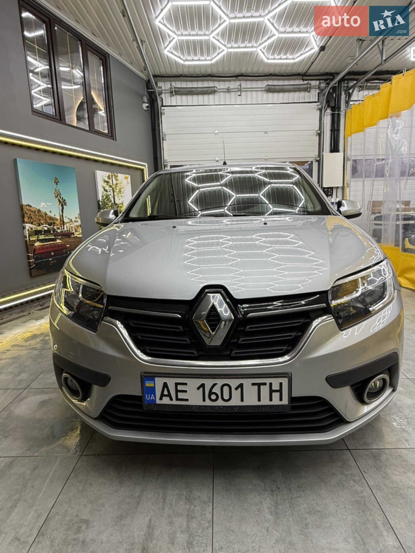2022 Renault Logan - мініатюра 3