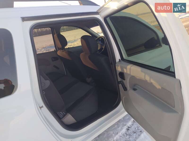 Универсал Renault Logan 2012 в Диканьке